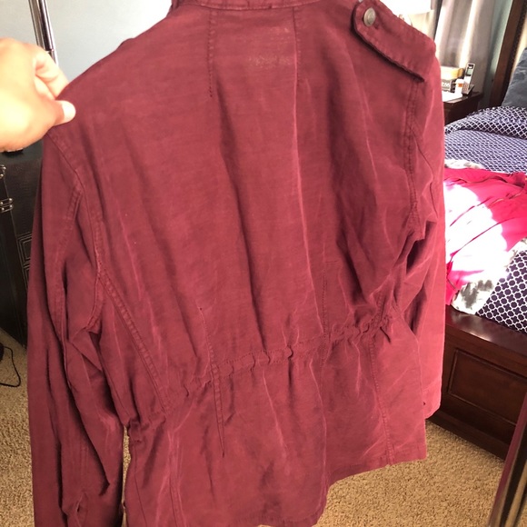 Clothes - Picture 2 of 3